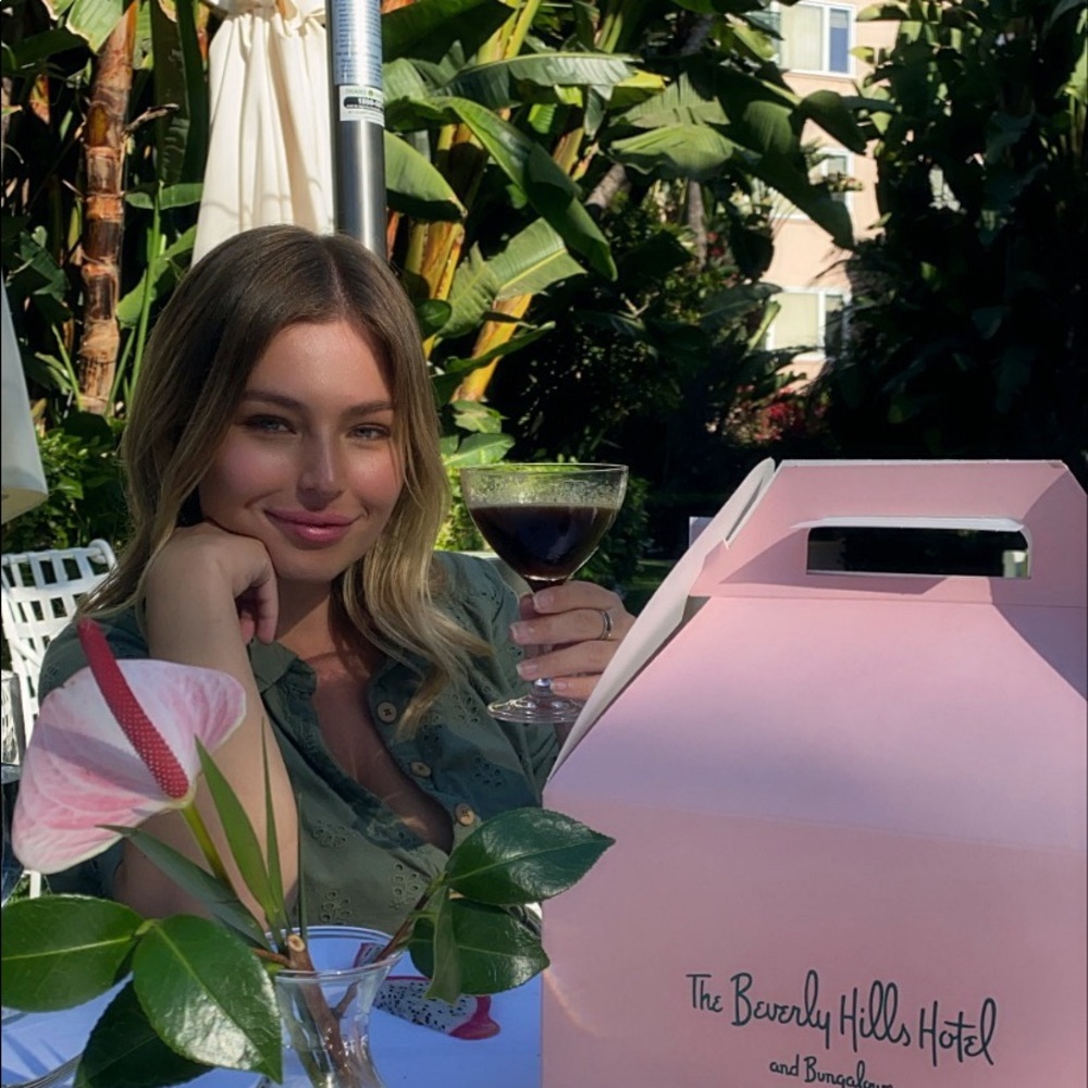 Meet your Posher, Valerie